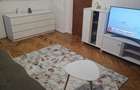 Inchiriez apartament ultracentral cu 2 camere, decomandat