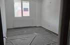 Apartament 2 camere , etaj 2
