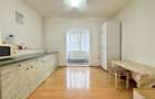 Apartament cu 2 camere decomandat, etaj intermediar - 11