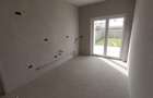 Duplex despartit prin baie - canalizare - mansardabil - 3