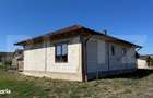 Casa de vanzare, 111 mp, 800 mp de teren, zona Chintelnic