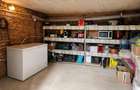Casa individuala 6 camere pivnita 200mp curte zona Selimbar