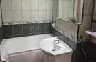 Apartament 3 camere,la uzina curent spre Horia,centrala proprie,etaj 1