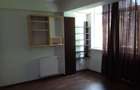 De inchiriat 2 camere , 1/4 ,Stefan cel Mare ( Circ ),  nemobilat, 450 E/luna. - 7