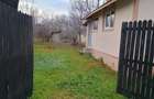 Vand casa in zona linistita cu conditii f bune,judetul Dambovita - 2