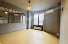 Spatiu comercial, stradal , de inchiriat in Bdul Decebal - 5