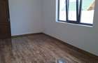 Casă cu 2 camere cu Teren 240 Mp în Central