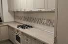 De inchiriat: Apartament cu o camera, balcon si loc de parcare / To rent: One bedroom apartment with balcony and parking