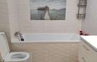 Ofer spre inchiriere apartament 2 camere nemobilat in complexul kristal residence, parcare proprie , contract de inchiriere. Pret 350 euro - 8