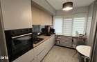 Apartament 3 camere, balcon, etaj 6, Bulevardul Alexandru cel Bun - 10