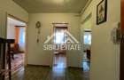 Apartament decomandat 2 camere, pivnita etaj intermediar 3-  Sibiu