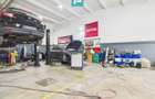 HALĂ INDUSTRIALĂ + SERVICE AUTO COMPLET ECHIPAT - 19