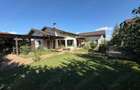 Proprietate Deosebita in Radauti . Casa de vanzare cu 1000mp2 teren direct proprietar Comision 0% - 10