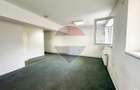 Spatiu comercial | doua cladiri, curte proprie | 300 mp | - 5