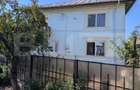 Parter (P) cu 3 camere, teren 600 mp, Vacare?ti 84.00 - 1