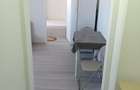 Inchiriez apartament micro1 langa scoala