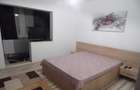 Apartament 3 camere decomandat,2 gr.sanitare,2 balcoane,145000 Euro
