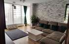 Apartament 3 camere chirie - 1