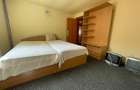 PROPRIETAR , vand casa cu 12 camere si mansarda - 5