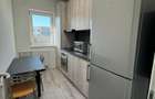 De inchiriat apartament cu 2 camere- cu balcon si parcare 450 /luna - 18