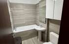 Vand apartament cu 3 camere complet mobilat si utilat.