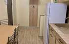 Proprietar vand apartament cu 2 camere zona Dambovita