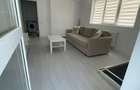 Apartament 3 camere decomandat, 44mp curte proprie, metrou Berceni