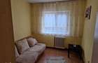 De inchiriat apartamen 3 camere