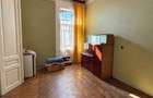 Apartament cu 2 camere de vanzare in Oradea, cladire istorica situat central