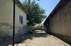 Proprietate cu potential - 2.200 mp Strada Principala, Greceanca - Apa+Curent - 1
