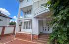 Casa de vanzare, 5 camere, 280 mp - Ultracentral, Bistrita - 4