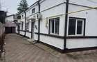 Rahova, Amurgului, casa pe parter, teren 266 mp, 90 mp construiti, 3 camere, - 2