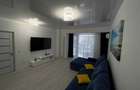 Inchiriez apartament 2 camere cu vedere la mare, decomandat si spatios - 1