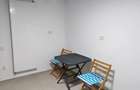 Apartament 1 camera la curte 70 mp cu terasa ?i balcon propietar Lacul Mori Giulesti Propietar