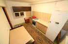 De vanzare apartament 3 camere, strada Victoriei - 4