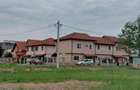 Proprietar,vind teren cu pozitie centrala 659 mp. in Mosnita Noua pt. locuinta individuala sau cuplate cu garajele aferente. D+P+1 E+M si P.O.T. 35%