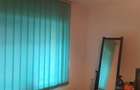 vand apartament 4 camere