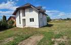 Casa cu mansarda in Paulesti teren 863 mp