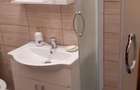 Sinaia,doua proprietati garsoniera in curte si apartament in vila zona Peles str.Furnica - 7
