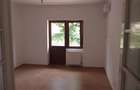 Apartament spatios la etajul 1 intr-o vila interbelica, pretabil birou - 2
