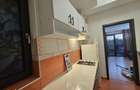 Garsoniera confortabila cu balcon ?i mobilier modern