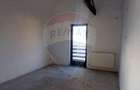 Casa cu 4 camere de vanzare in Crevedia acces privat - 3