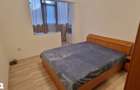 De vanzare apartament 2 camere decomandat etaj 1 - 2