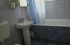 Apartament cu 3 camere Fieni str. Republicii