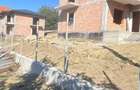 Casă cu 4 camere în Valea Adâncă