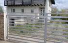 Casa de vanzare, 396 mp, zona Chetani