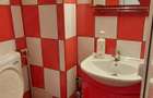 Inchiriez apartament decomandat 3 camere - 9
