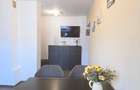 Proprietar vand apartament 2 camere decomandat in Centrul Civic Brasov Toamnei-CEC etaj 3/4 - 4