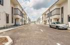 Case P+1+M 140 mp Curte Parcare Tiparnitei Sect 5 Dedeman Giurgiului