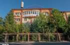 Hotel de vanzare la cateva minute de Podul Mogosoaia - 2